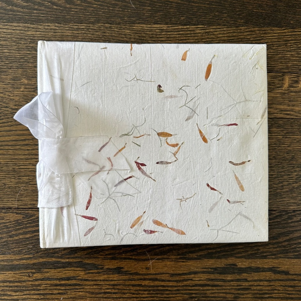 NWT Paper Pleasures Handmade Paper Photo Album with Pressed Flowers 10.5" x 9.25